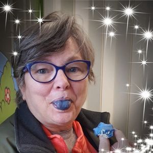 Meet your Posher, Connie